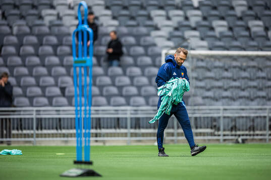 Head coach Jani Honkavaara