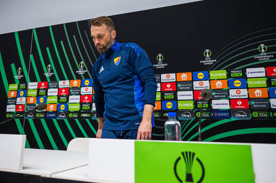 Head coach Jani Honkavaara of Djurgården