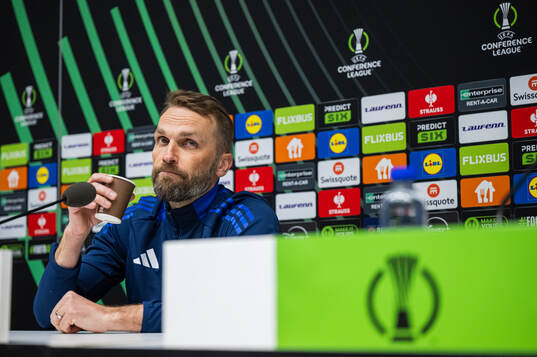 Head coach Jani Honkavaara of Djurgården