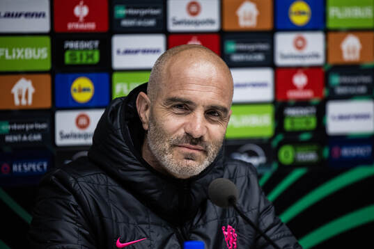 Coach Enzo Maresca