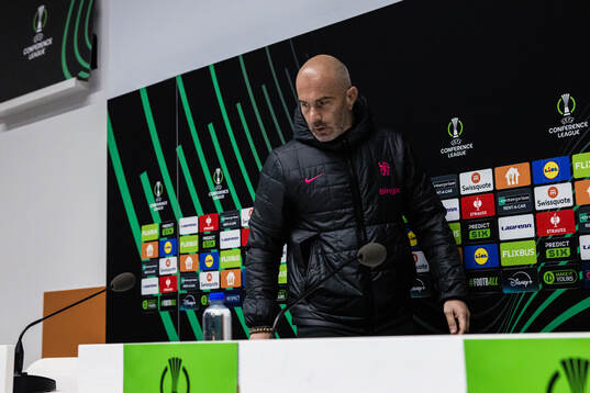 Coach Enzo Maresca