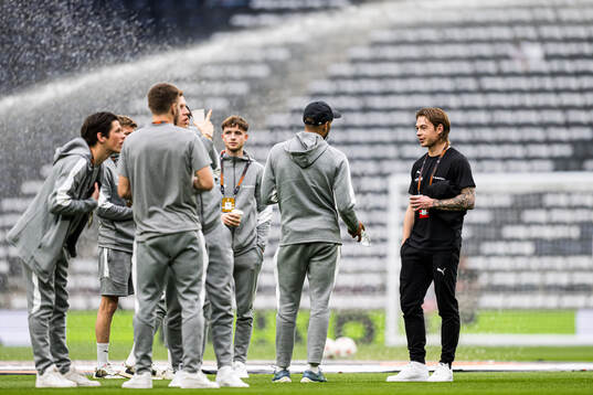Patrick Berg of Bodø/Glimt arrives