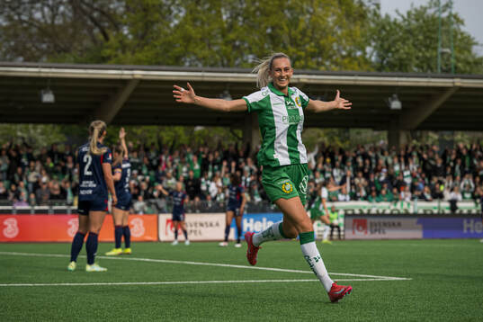 Hammarbys Ellen Wangerheim jublar