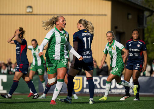 Hammarbys Cathinka Tandberg  jublar