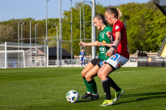 Varbergs Molly Qvarford och Stafsinges Julia Andersson