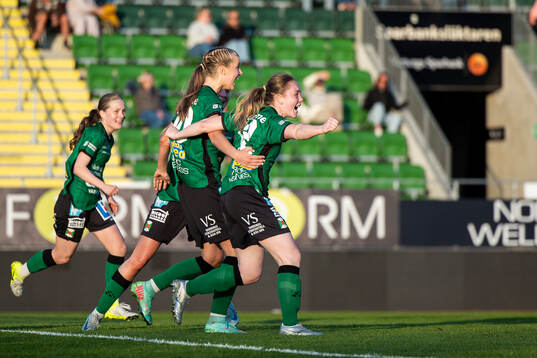 Varbergs spelare jublar
