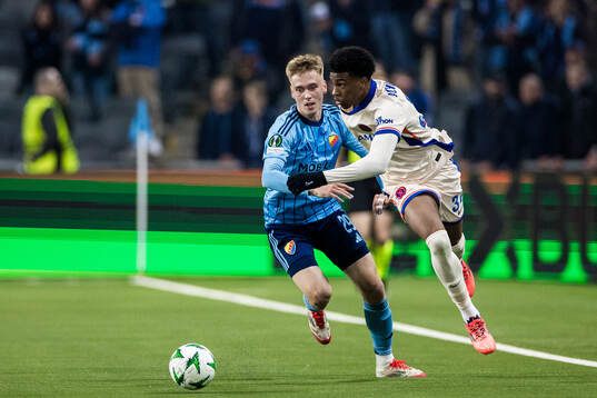 Santeri Haarala of Djurgården and Joshua Acheampong of