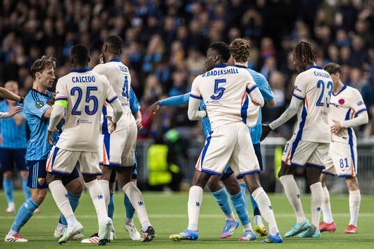 Hampus Finndell of Djurgården and Tosin Adarabioyo of