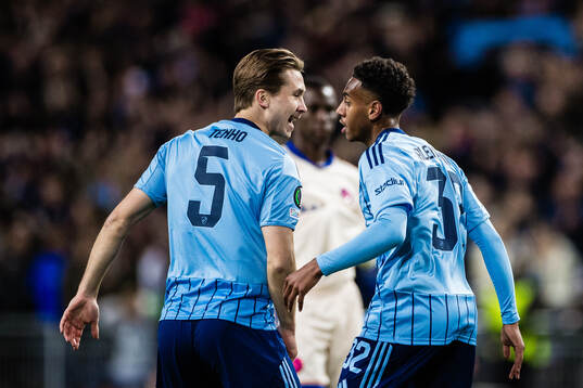 Isak Alemayehu Mulugeta and Miro Tenho celebrates