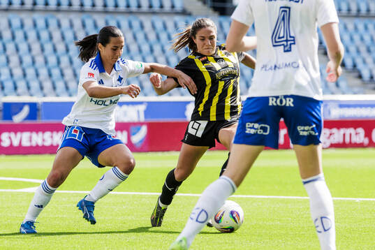 IFK Norrköpings Vesna Milivojevic och Häckens Mary