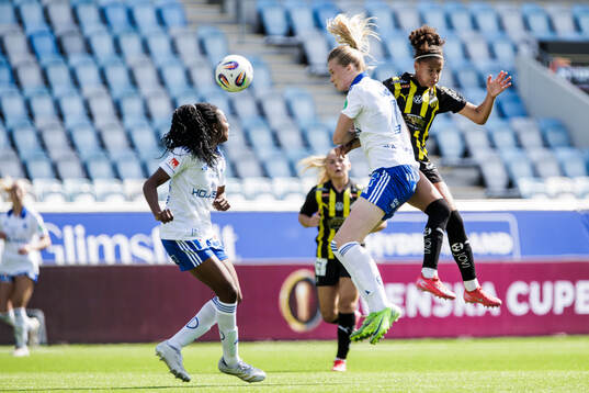 IFK Norrköpings Maya Aliyah Antoine och Ebba Handfast och