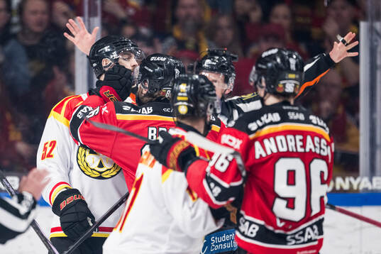 Brynäs Jack Kopacka och Luleås Mathias Bromé