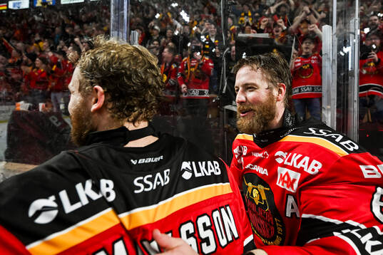 Luleås Linus Omark jublar
