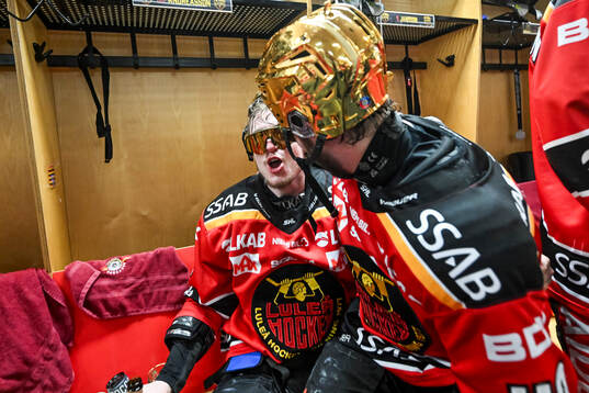 Luleås Pontus Andreasson och David Lilja jublar