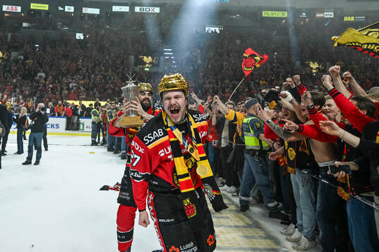 Luleås Frederic Allard och Oskari Laaksonen jublar