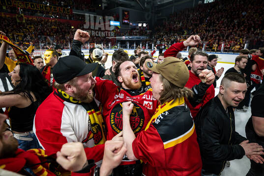 Luleås Brendan Shinnimin jublar