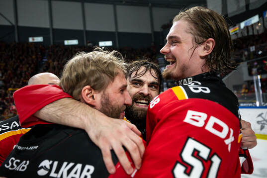 Luleås Frederic Allard och Markus Nurmi jublar