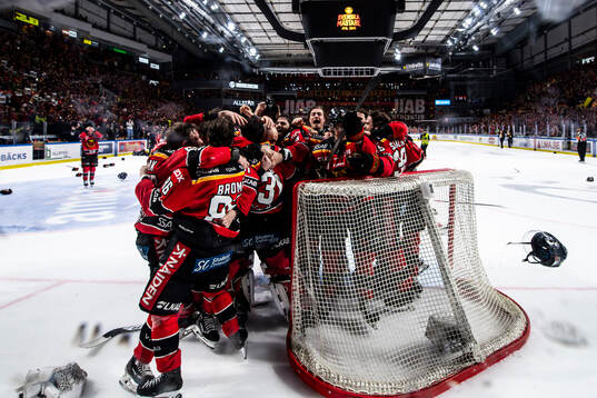 Luleås spelare jublar