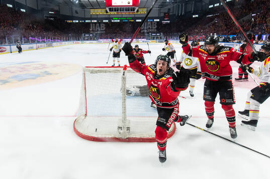 Luleås Pontus Andreasson jublar