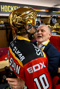 Luleås Einar Emanuelsson och tränare Thomas Berglund