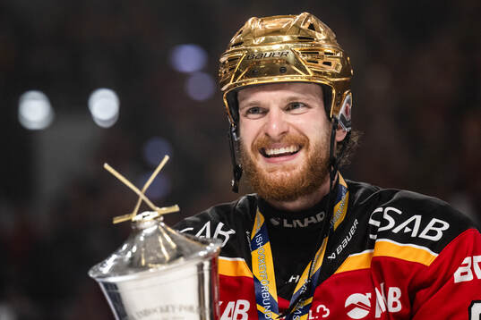 Luleås Brendan Shinnimin jublar