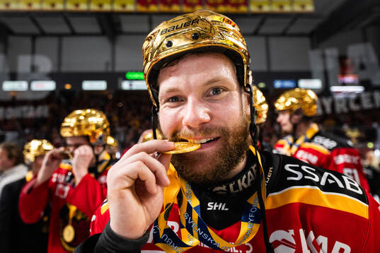 Luleås Einar Emanuelsson jublar