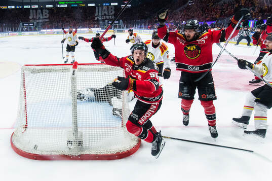 Luleås Pontus Andreasson jublar