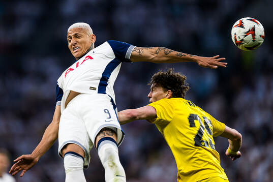 Richarlison of Tottenham and Isak Dybvik Määttä of