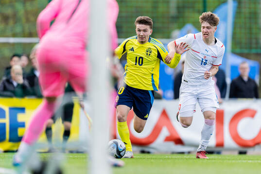 Alexander Odefalk of Sweden and Adam Chab of Czech Republic