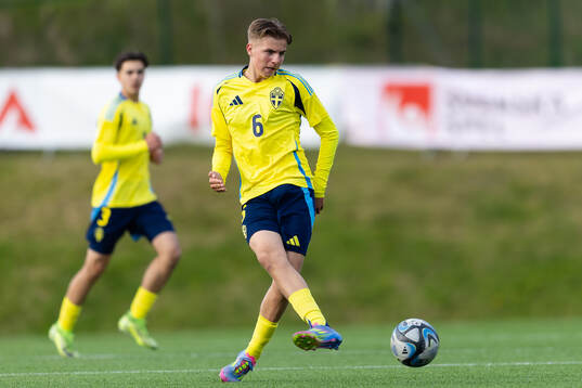 Oliver Månsson of Sweden