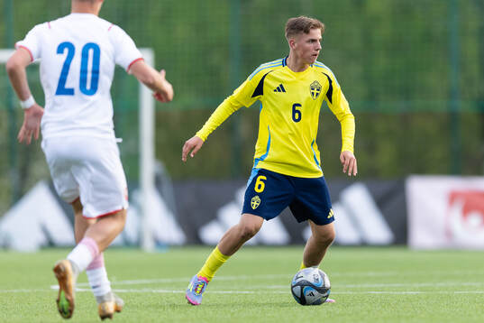 Oliver Månsson of Sweden