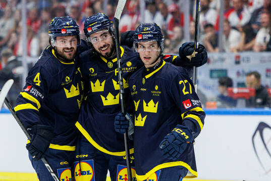 Bläddra bland fler bilder av Ice Hockey, Czech Hockey Games, Czech Republic - Sweden
