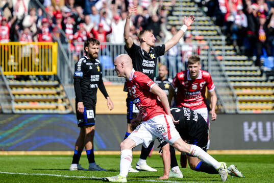 Degerfors Marcus Rafferty jublar