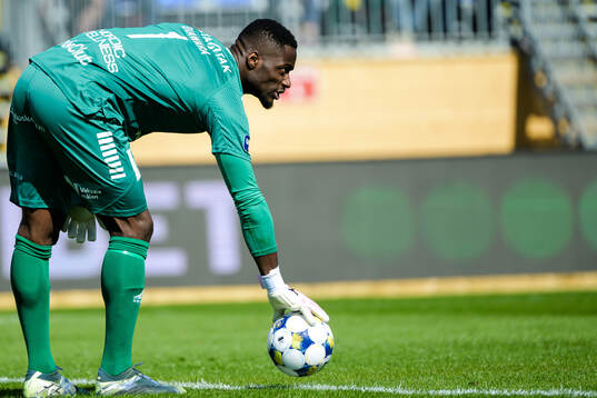 Sirius målvakt Ismael Diawara