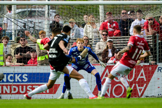 Degerfors målvakt Rasmus Forsell