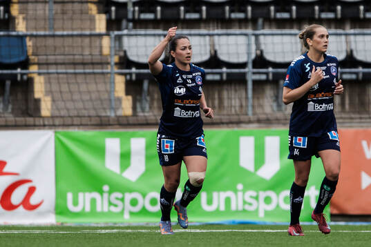 Linköpings Michelle de Jongh jublar