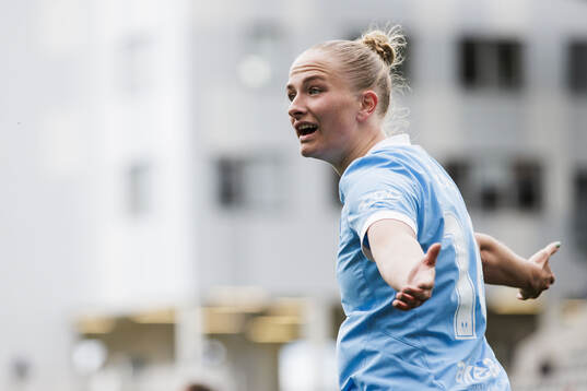 Malmö FFs Tuva Skoog reagerar
