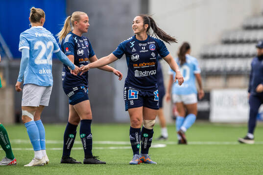 Linköpings Tyra Andersson och Michelle de Jongh