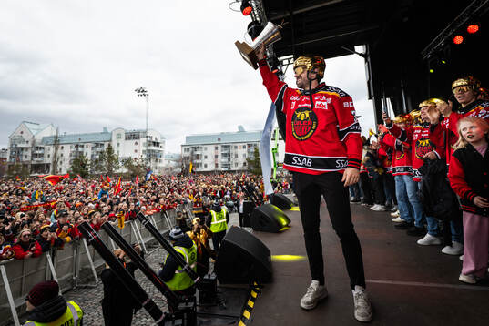 Luleås Frederic Allard jublar