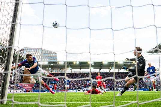 Muamer Brajanac of Vålerenga missing a chance to score