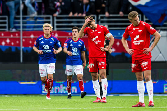 Fredrik Pallesen Knudsen and Emil Kornvig of Brann looks