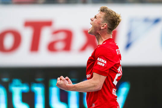 Aune Heggebø of Brann celebrates