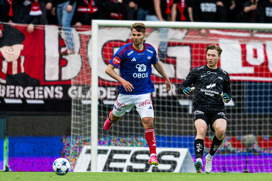 Muamer Brajanac of Vålerenga and Mathias Dyngeland of Brann