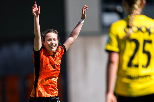 Sarah Haaland of Åsane celebrates