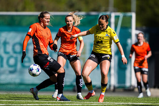 Maria Dybwad Brochmann of Åsane and Mia Olsen Leinan of