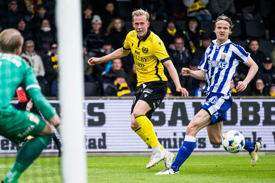 Mjällbys Herman Johansson och IFK Göteborgs August
