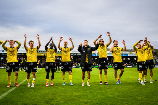 Bläddra bland fler bilder av Fotboll, Allsvenskan, Mjällby - IFK Göteborg