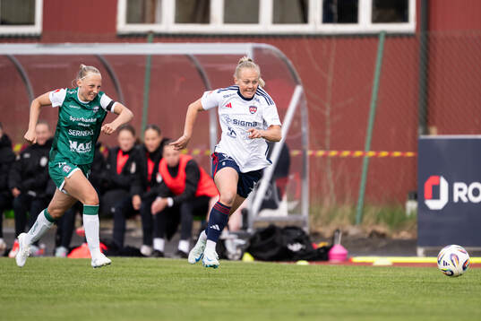 Alingsås Saga Fredgren och Rosengårds Molly Johansson