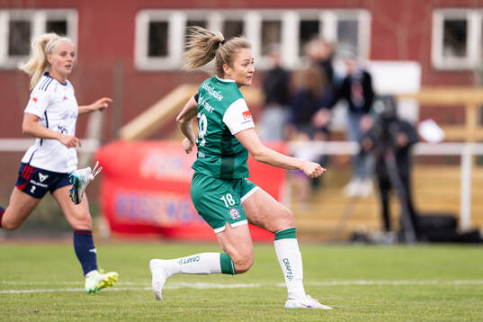 Alingsås Karin Lundin skjuter 1-0