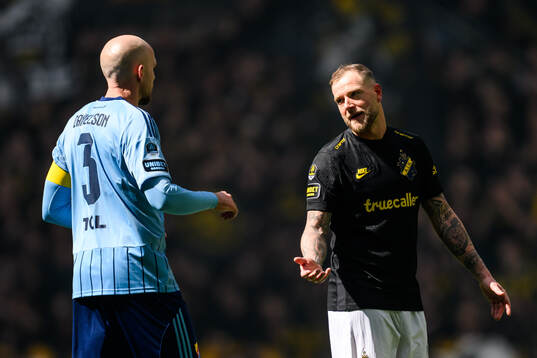 Djurgårdens Marcus Danielson och AIKs John Guidetti